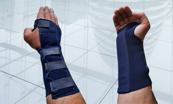 forni - Handgelenkbandage, blau, einfach, Varianten für linke und rechte Hand